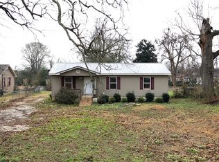 1011 4th Ave, Clanton, AL 35045