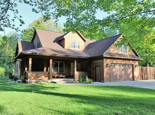 6067 Martin Rd, Norton Shores, MI 49444