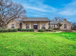 281 Oak Ridge Trl, Kingsland, TX 78639