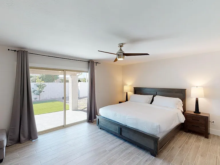 E Luke Ln — Photo 17