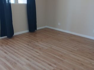 321-3 E Mill St, Carbondale, IL 62901
