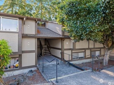 4727 176th Street SW #J8, Lynnwood, WA, 98037