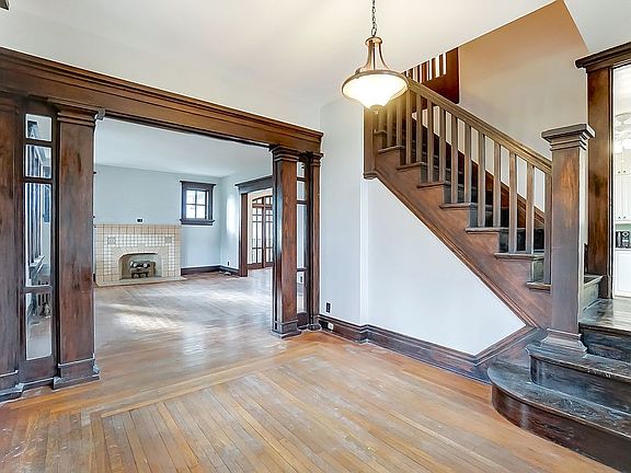 3rd image of 3243 Boudinot Ave