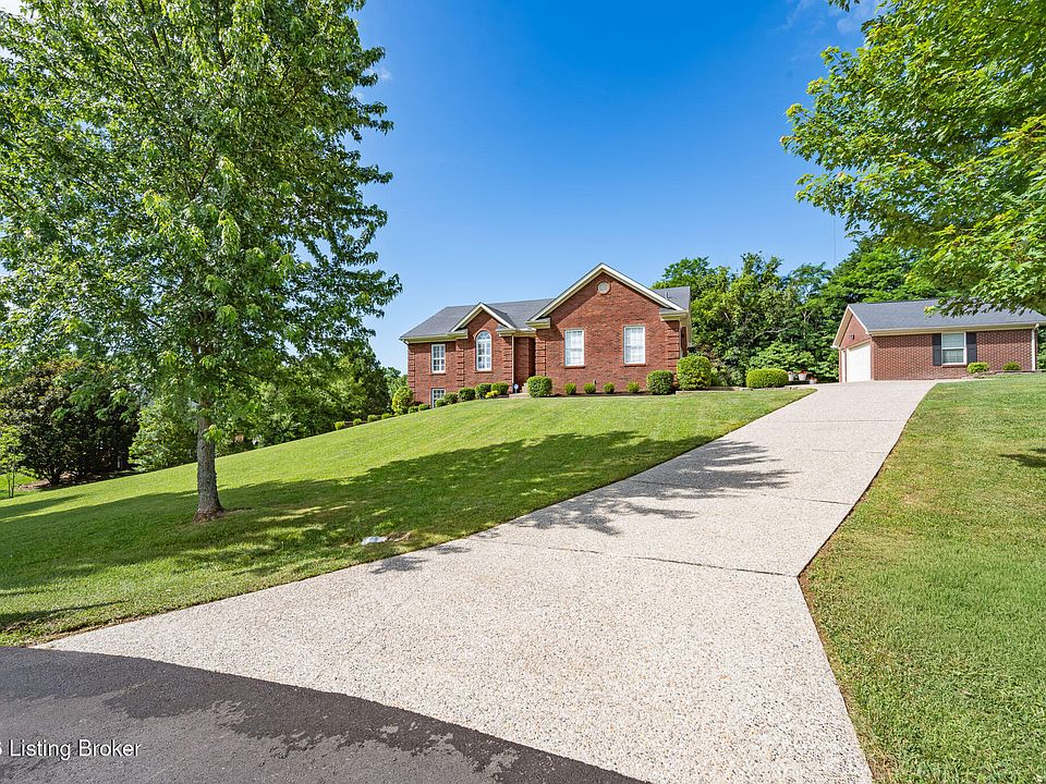 1st image of 2700 Sycamore Run Ct