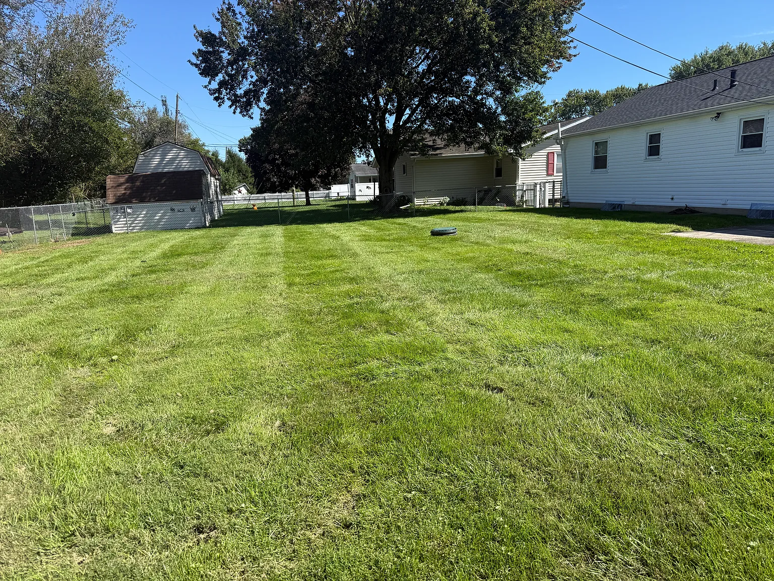 3 bed, 2464 sqft, $2,200 — Photo 4