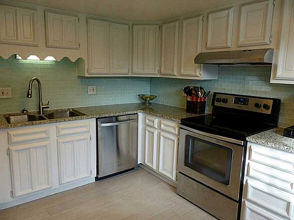 2nd image of 3021 Kessler Boulevard East Dr