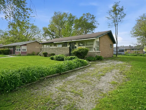 2934 Nottingham Ave, Markham, IL 60428