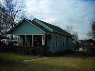 303 SW 3rd St, Tuttle, OK 73089