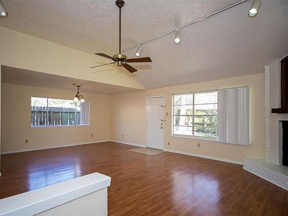 2nd image of 2115 Pepperglen Ct