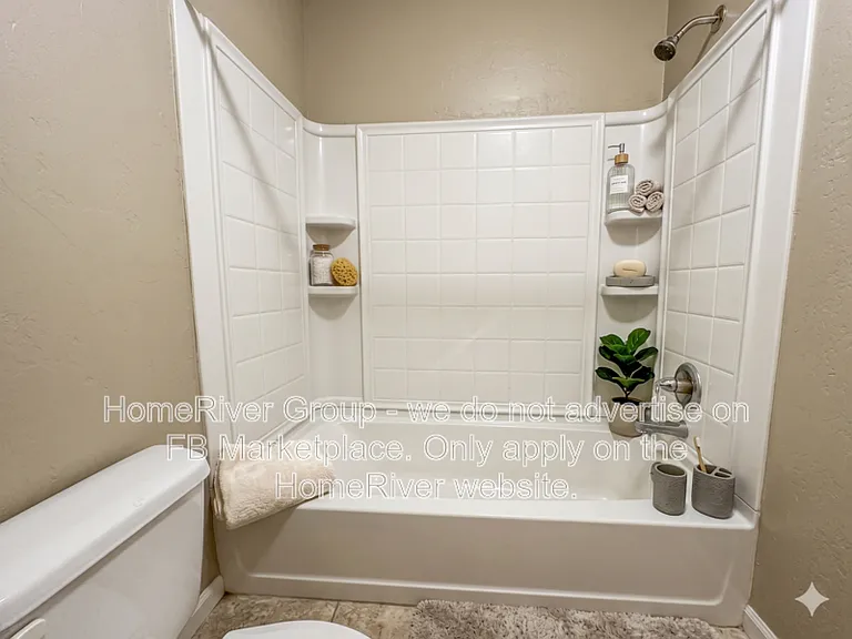 19221 Blanco Dr — Photo 13
