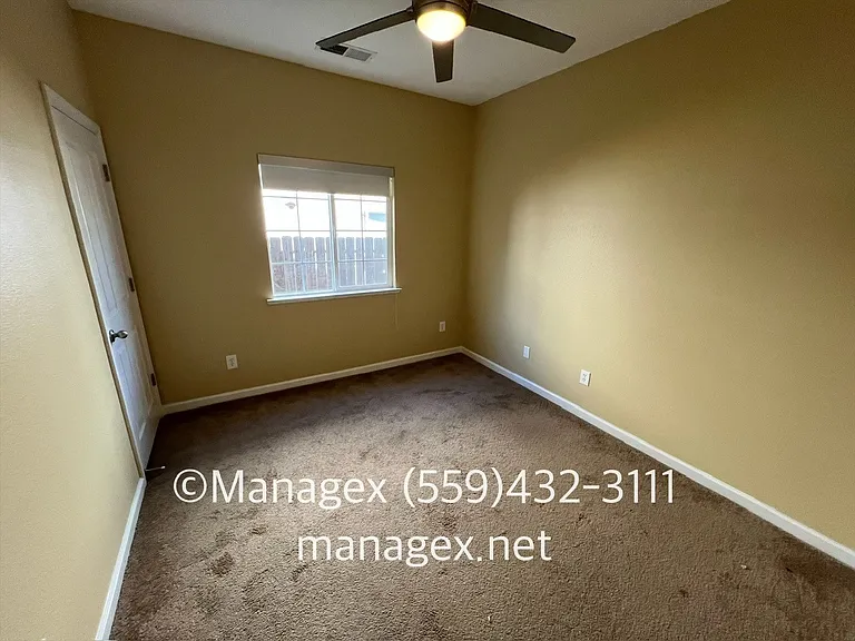1151 E Pinehurst Ave — Photo 18