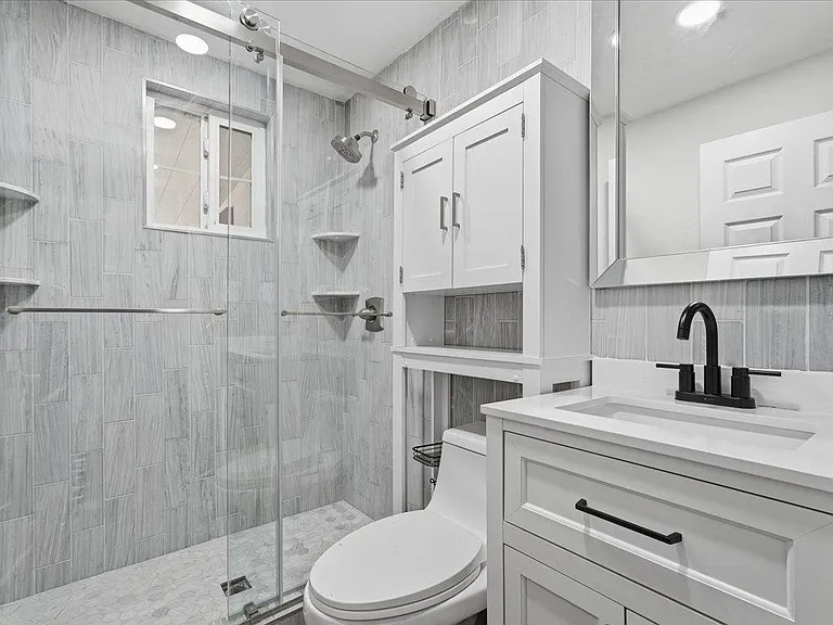 38466 N Basin Rd — Photo 23