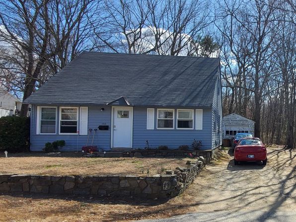 122 Ridgewood Rd