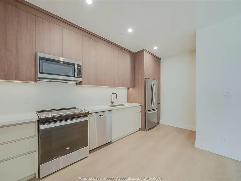 4300 Laurier Pkwy #546 — Photo 10