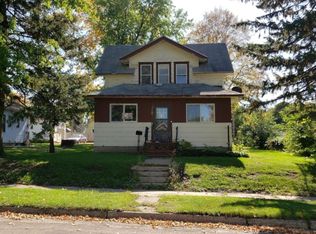 228 E Snelling Ave, Appleton, MN 56208