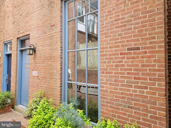 1204 Addison Walk, Philadelphia, PA 19147