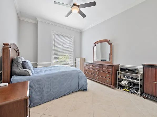 124 S Hampton Drive, Jupiter, FL 33458
