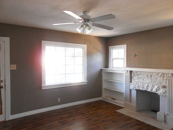 2nd image of 338 Roosevelt Ave