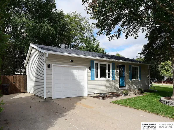 435 Parkview Ave, Eagle, NE 68347