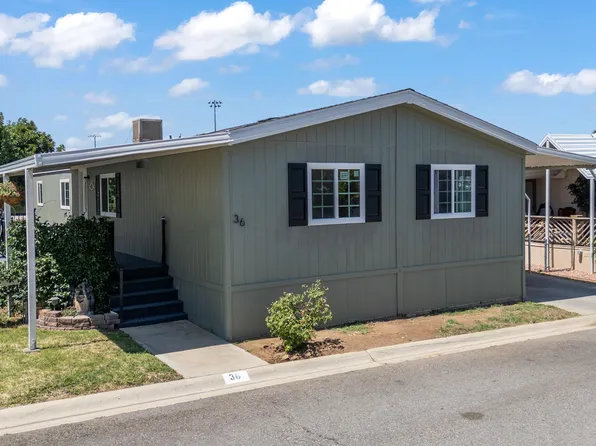 40701 Rancho Vista Blvd Space 36, Palmdale, CA 93551