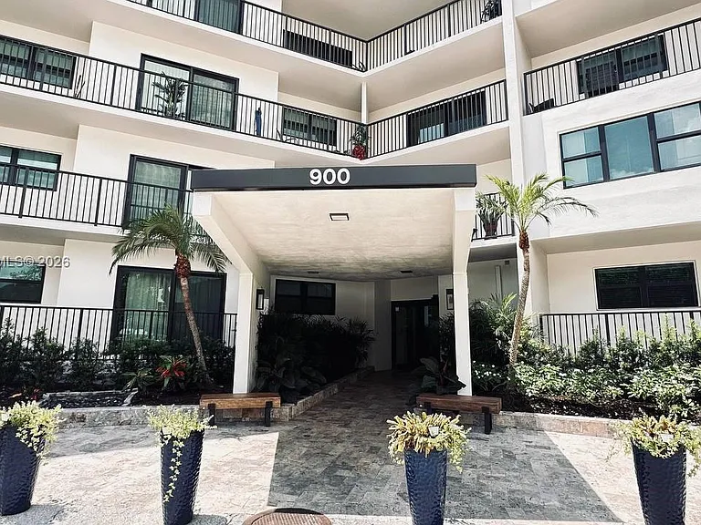 900 River Reach Dr #404 — Photo 49