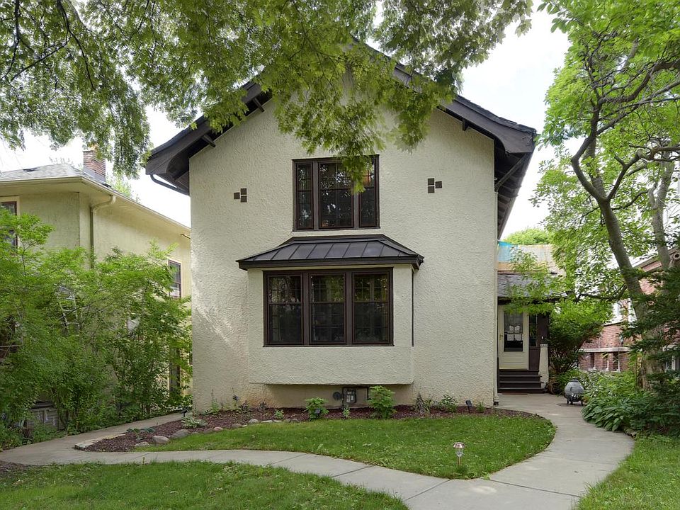 1st image of 2404 East Stratford COURT
