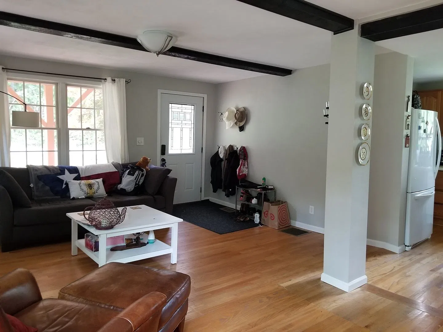 Pristine Single-Family Home on the South Side — Photo 4