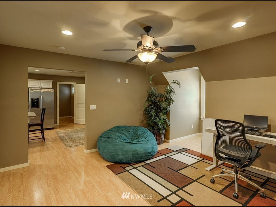 1st image of 21921 60th Ave SE #2