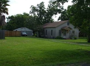 3932 8th Ave, Port Arthur, TX 77642