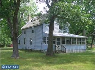 412 Snuffins Ln, Berlin, NJ 08009