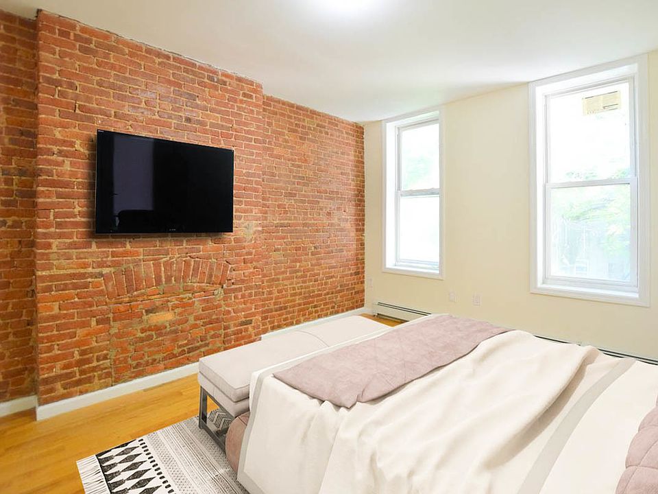 1st image of 160 E 105th St #2R