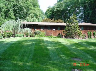 425 Valley Brook Dr, Hockessin, DE 19707