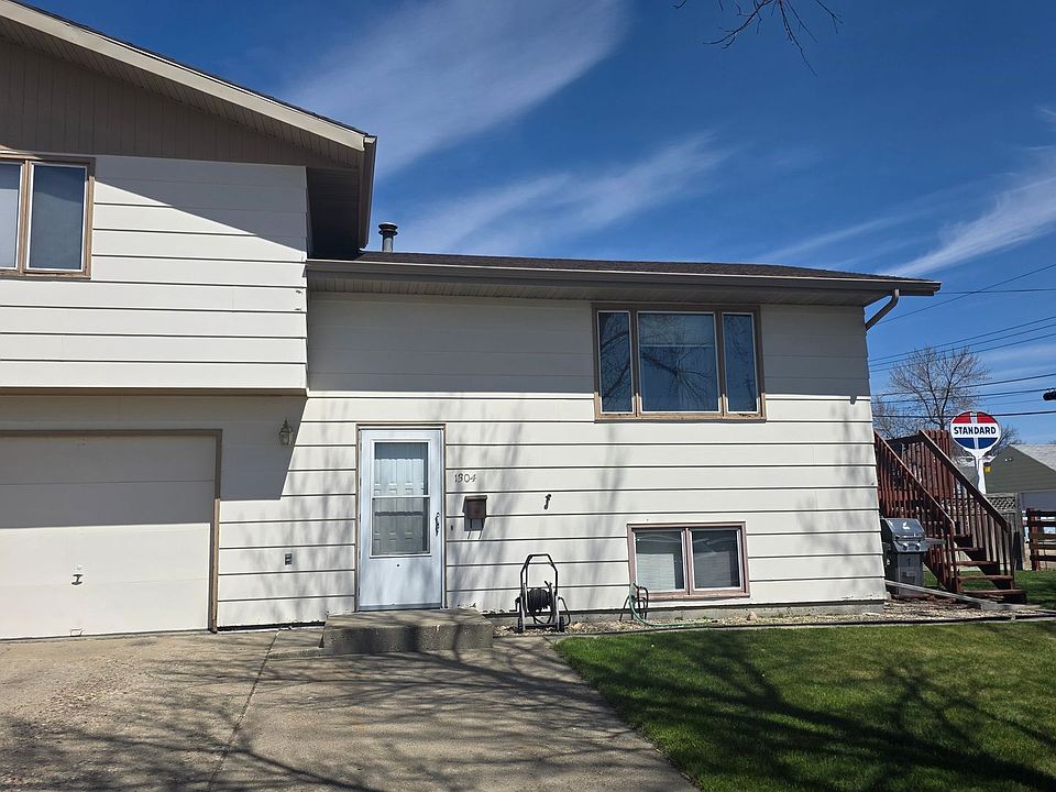 1st image of 1304 E Ingals Ave