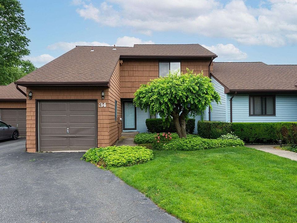 34 Ashley Circle UNIT 34, Commack, NY 11725 Zillow