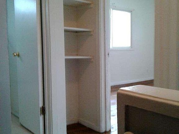 2nd image of 32137 Genessee St