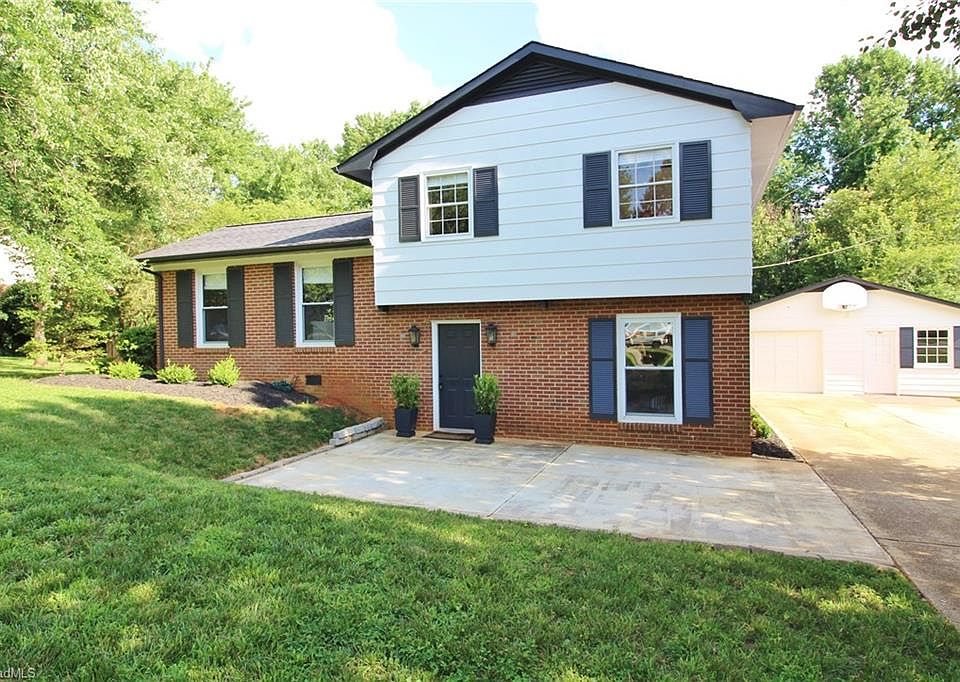 1st image of 5715 Greenview Dr