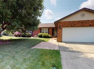 105 Red Pine Ave, O Fallon, IL 62269