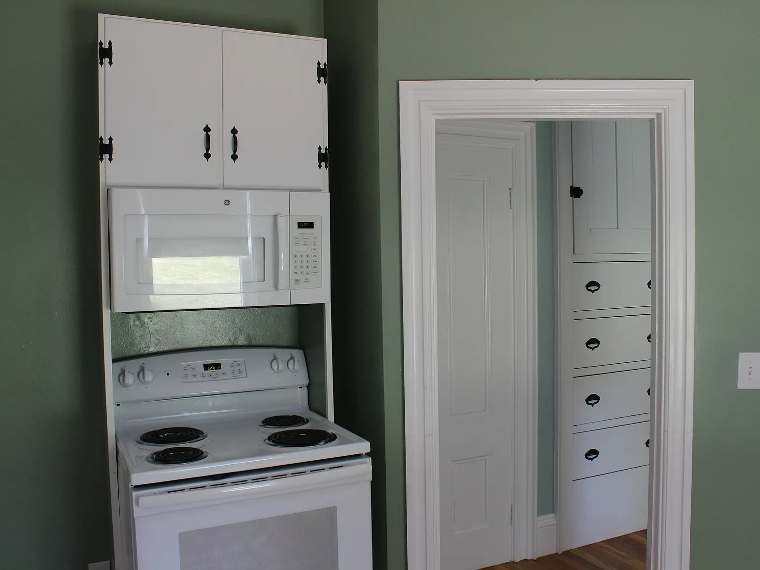 1 bed, 750 sqft, $2,150 — Photo 3