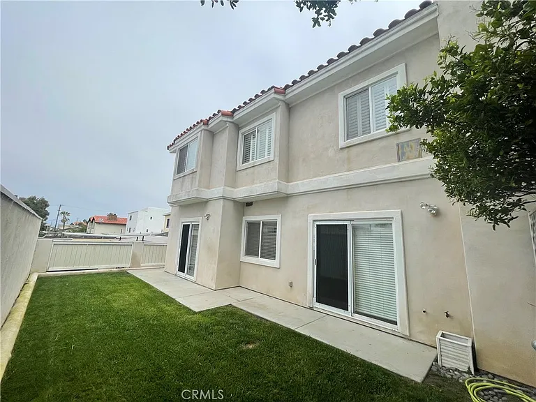 413 N Elena Ave #C — Photo 45