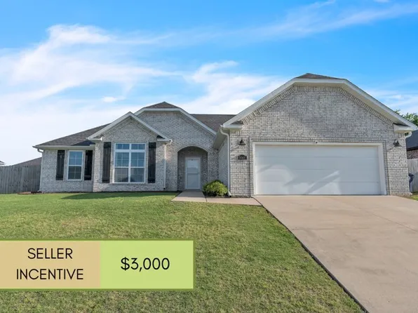 1461 Colonel McNeil Dr, Prairie Grove, AR 72753
