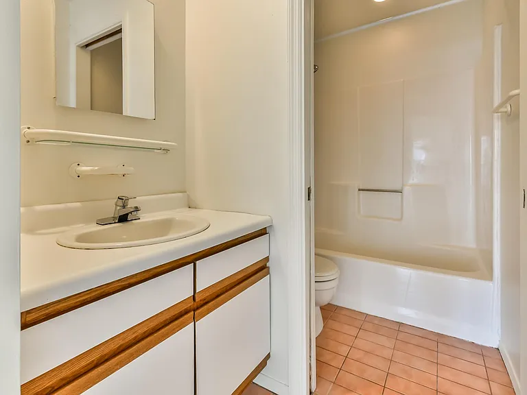 17 Hemingway St — Photo 17