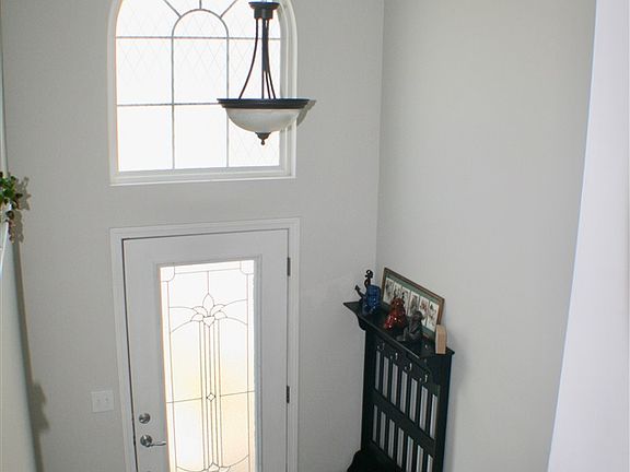 4th image of 864 Virginiabradford Ct