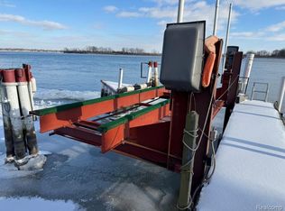 1 E River Rd, Grosse Ile, MI 48138