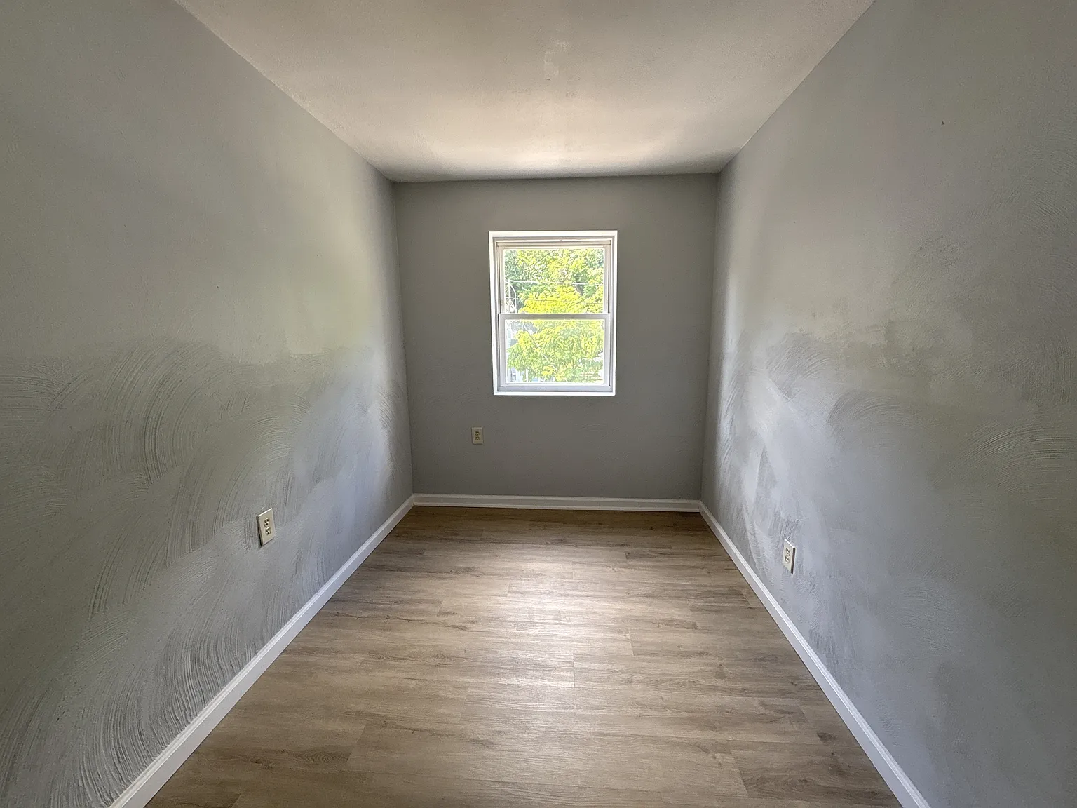 1450 Fleming Avenue - 3 — Photo 4