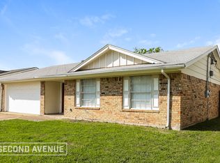 411 Southlake Dr, Forney, TX 75126