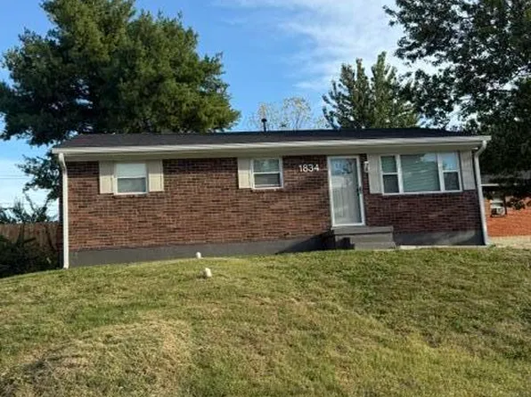 1834 Donco Ct, Lexington, KY 40505