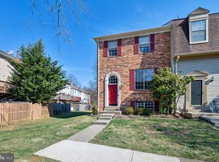 3335 Stone Heather Ct, Herndon, VA 20171