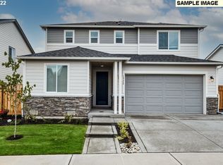 1195 N Sycamore St, Canby, OR 97013