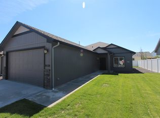 9520 E Hoffman Ln, Spokane, WA 99206