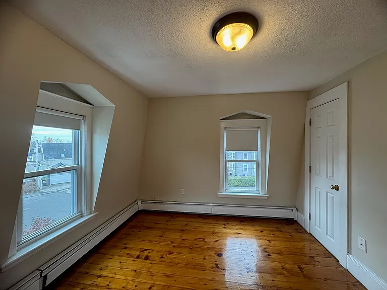 12 Lovett St #5 — Photo 10